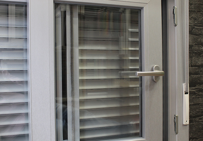 SILENCE, ventana de PVC corredera.